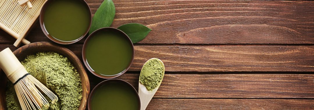 Darstellung grüner Tee für die Benutzung natürliche Inhaltsstoff als nachhaltiger Friseur